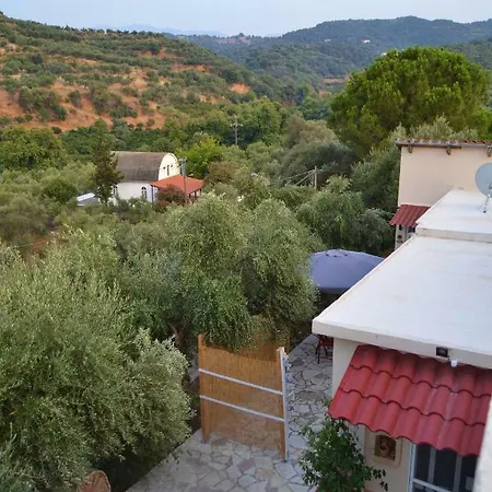 Peaceful House Loutraki Village